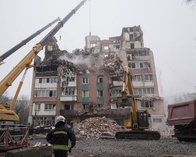 Ukraine’s Zelenskyy receives ‘draft plan’ from US and expects to talk with Trump in coming days – as it happened