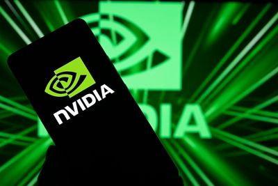 Nvidia's Earnings Lifeline: How Chipmaker's Win Pulled Broader 'Risk-On' Assets Caught In AI Crossfire