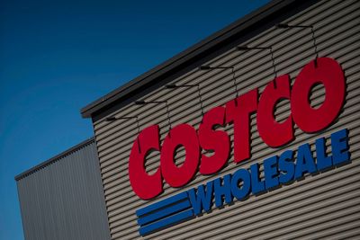 Costco Voluntarily Recalls Popular Ready-to-Eat Foods After Plastic Found in Dressing