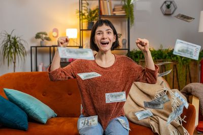 7 Insane Splurges Lottery Winners Always Regret Later