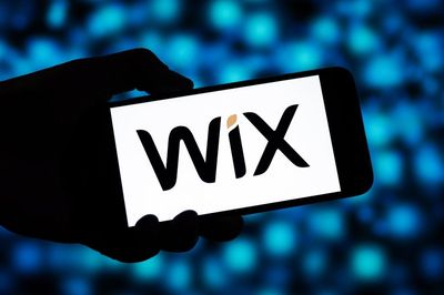 Wix Posts Q3 Beat, Analysts Cut Price Targets On Base44 Investment Cycle
