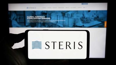 Are Wall Street Analysts Bullish on STERIS Stock?