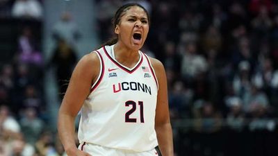 Sarah Strong Might Be the Best Player Women’s College Basketball Has Seen in Years