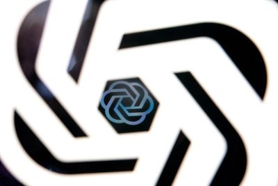 ChatGPT launches group chats so that you can invite it to speak to your friends