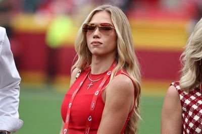 Chiefs heir Gracie Hunt backs rival Super Bowl half-time show over Bad Bunny