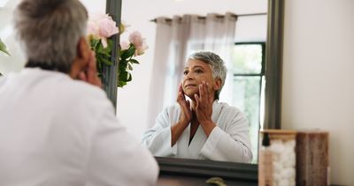 7 Grooming Habits That Instantly Make You Look Younger