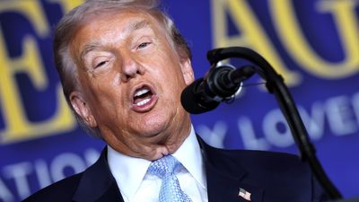 ‘Beating them by 25 points’: Trump thinks he’d win against the Founding Fathers, but 76% of voters are too broke to care