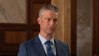 'The Intensity In Those Eyes!' Law & Order SVU Guest Star Shares What It’s Like To Be Interrogated By Peter Scanavino, And I Get It