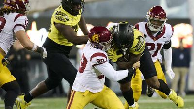 Oregon vs. USC: How Game Impacts College Football Playoff Race for Ducks, Trojans