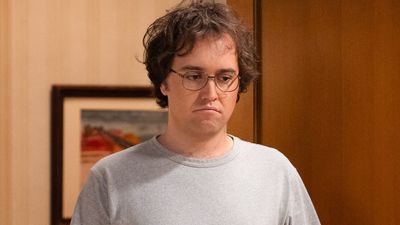 Georgie & Mandy's First Marriage Featured A Cameo From Dr. Demento, And I'm Hoping This Leads To An Even Wilder Celebrity Appearance Later