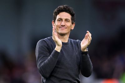 Brentford: Keith Andrews reveals message to key Bees star over contract stalemate