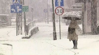 Poland braces for heavy snow and avalanches