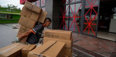I Deliver Parcels in Beijing by Hu Anyan: an unforgettable look at gig-economy hardship