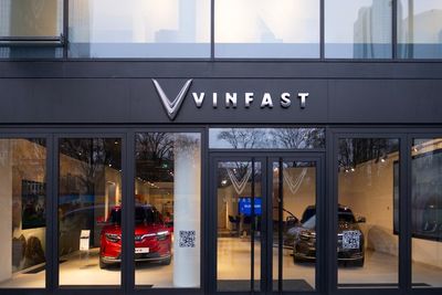 VinFast's Losses Mount As It Burns Cash To Cement Global EV Presence