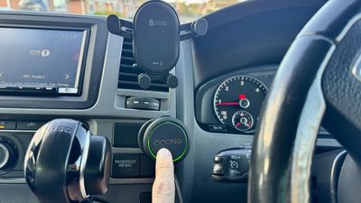 I tried this simple speed camera and hazard tracker – and it’s the affordable, screen-less copilot I’ve been looking for