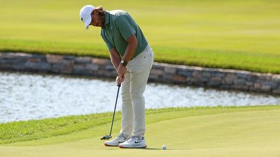 What Different Methods Do Tour Players Use To Grip Golf Clubs?