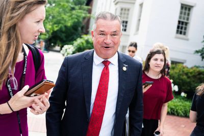 Bipartisan health subsidy bill adds income caps, anti-fraud measures - Roll Call