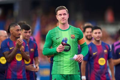 Manchester United have made offer for Barcelona goalkeeper Marc-Andre Ter Stegen: report