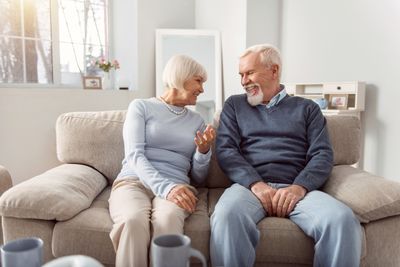 10 Phrases That Instantly Say “Boomer”