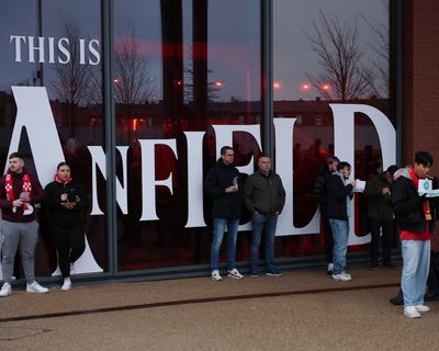 Liverpool v Nottingham Forest, Fulham v Sunderland, and more: Premier League – live