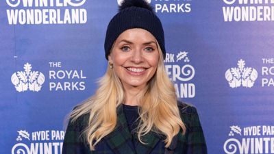 Holly Willoughby steals the show at Winter Wonderland with gorgeous checked coat and Aspinal bag that’s 50% off right now