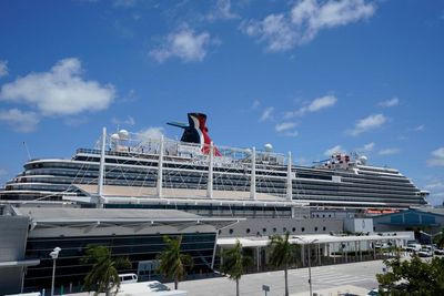 Stepbrother investigated in death of Florida high schooler on cruise ship