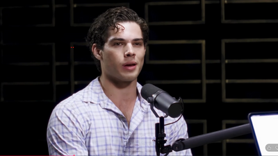 Kick Streamer Clavicular Faces Outcry After Injecting Cosmetic Peptides Into Underage Girlfriend