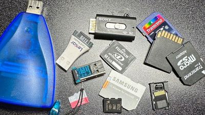 A tiny 0.5MB SmartMedia card wins the Small Capacity Memory Card Championship (Japan) — 2KB Casio battery-backed RAM card lost due to a technicality