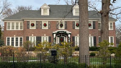 ‘Home Alone’ Wealth: The Real Cost of the Big House and Paris Family Vacation