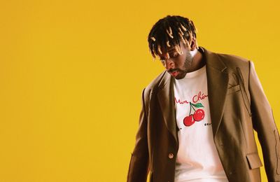 Myles Smith backs Chappell Roan on 'boundary-setting' between artists and fans