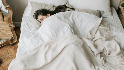 I'm a sleep expert – this is the trick I use to get out of bed when it's cold