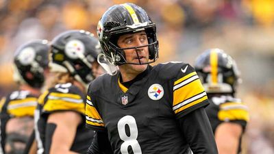 Steelers Make Decision on Aaron Rodgers’s Status for Week 12 vs. Bears