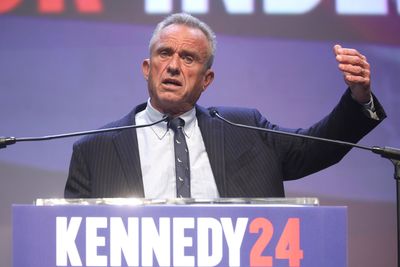 RFK Jr. Accused of Being 'Sex Addict' Who Wanted to Impregnate Reporter in Toxic Affair