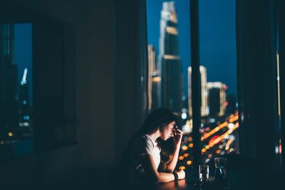 Six-figure earners are 'living the illusion of affluence' while working side hustles, skipping meals and pretending Venmo's not working