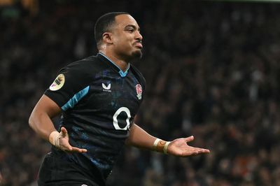 Max Ojomoh adds new dimension as resilient England dig in for autumn clean sweep