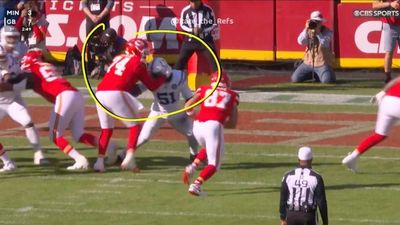 Chiefs’ Controversial Facemask Penalty That Wiped Away TD Has NFL Fans Buzzing