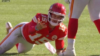 Patrick Mahomes Bailed Out by Refs on Softest Roughing the Passer Call vs. Colts