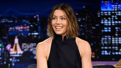 Jessica Biel's trainer reveals the simple exercises she 'sprinkled' into her workouts to build a strong back and arms