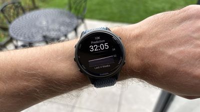 Garmin vs Strava — I ran a 10K to find out who has the most accurate race predictor