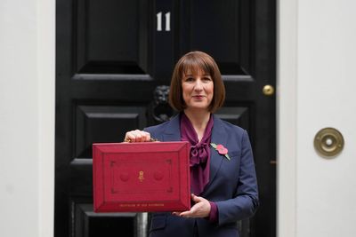 Rachel Reeves prepares benefit fraud crackdown in Budget
