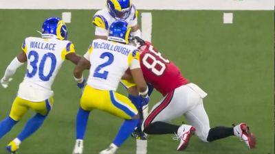 Cris Collinsworth Could Not Understand Controversial Rams Pick-Six