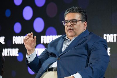 A World Bank expert thinks countries should leverage ‘small AI’—and avoid competing with the biggest tech giants