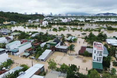 Death toll climbs in Southeast Asia as heavy rains cause floods and landslides
