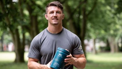 England Star Tom Curry Branded a 'Bully' After Argentina Coach Says He Was Shoved Post-Match