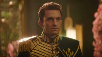 Jonathan Bailey Says He Looks Like A 'Big Wheat Penis' In Wicked: For Good (But Fans Can't Stop Talking About How He's Like Ryan Reynolds)