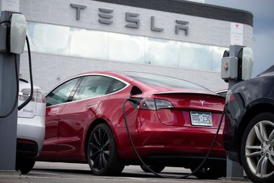 Tesla faces new lawsuit over design flaws after woman killed when car lost control