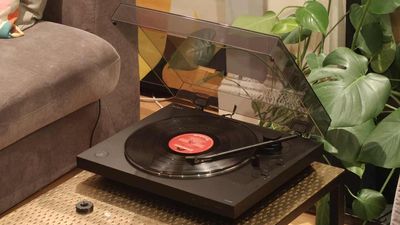 I tested the entry-level turntable that everyone raves about, and I totally get it