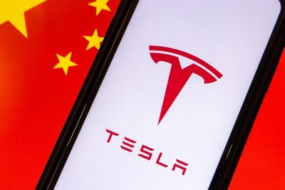 Tesla's China Struggle Exposes 'Stark Strategic Choice' For American Companies, Says Economist Mohamed El-Erian: Bet On Peace Or Pullback Fast