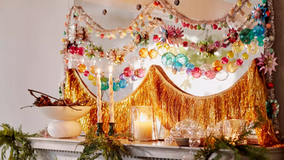 I Never Thought I Would See This Tacky Christmas Trend Make a Comeback, But Decades Later, We Are All Loving the Shimmering Charm of Tinsel – Here’s How Designers Say to Use It in 2025