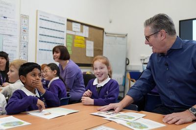 Starmer apologises after encouraging pupils to take part in viral trend: ‘I didn’t start it, Miss’